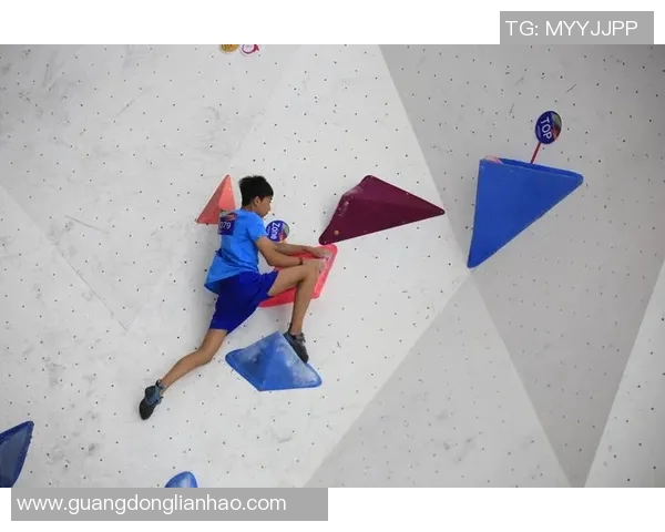 杭州滑板队在攀岩联赛中的心理素质表现分析与点评